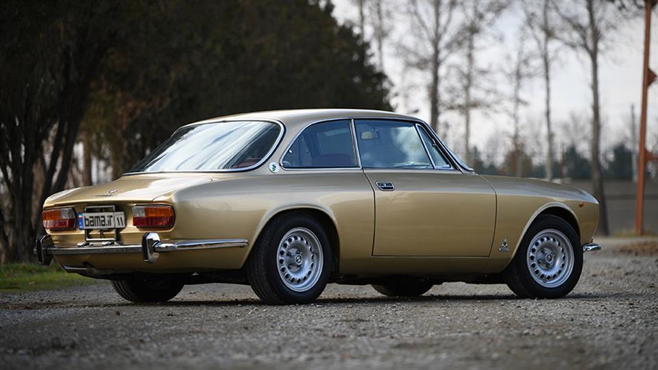 آلفارومئو 2000GTV مدل 1973